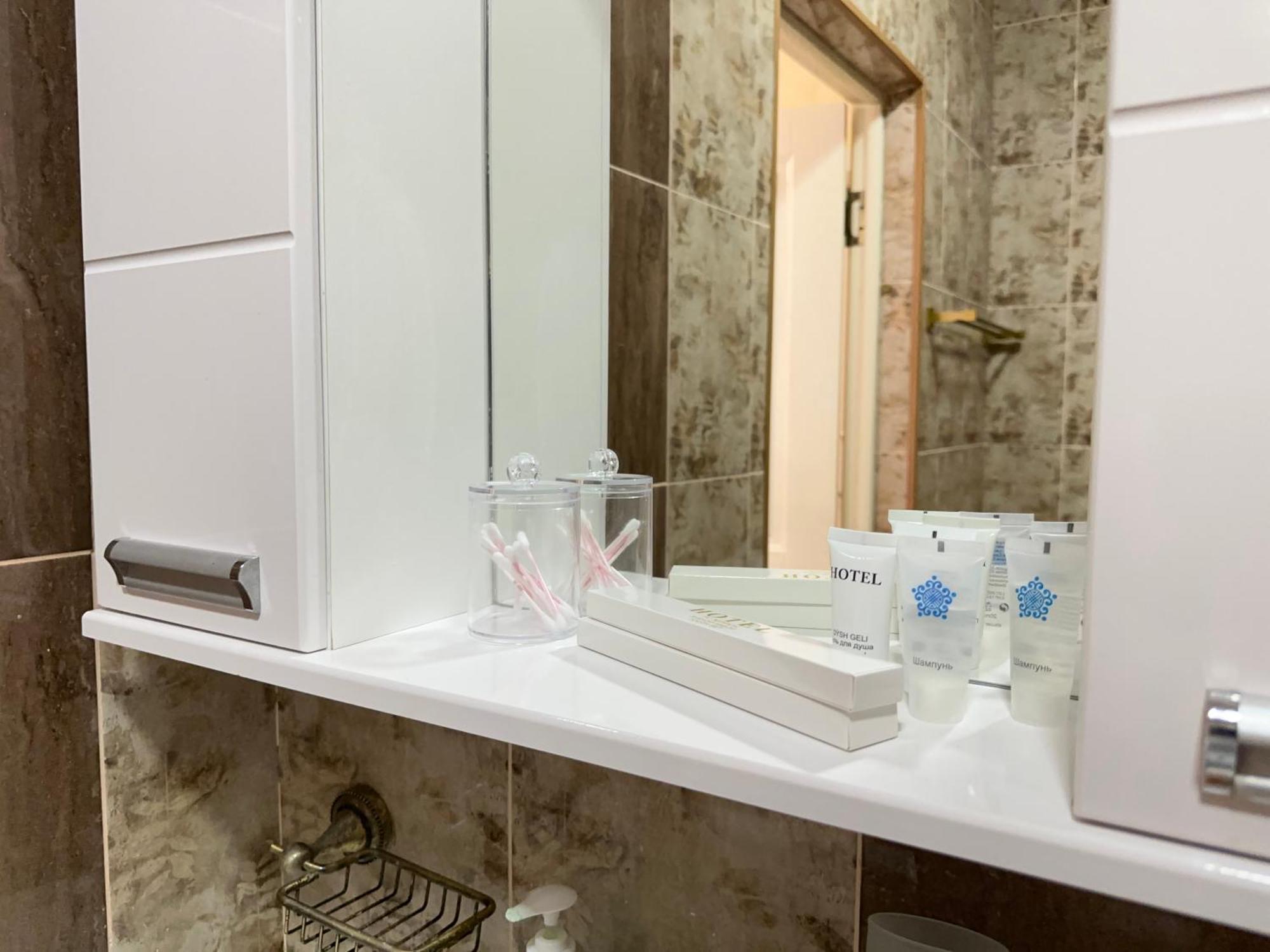 Vostochnyi Park Apartament In The Center Of Almaty Apartment ภายนอก รูปภาพ